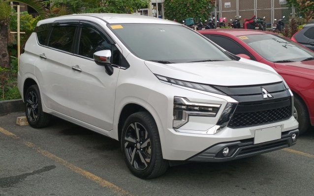 Xpander White Xpander White - SUVs & Large MPVs